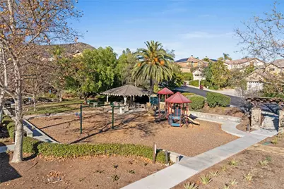 27665 Bottle Brush Wy, Murrieta, CA 92562 - Photo 50