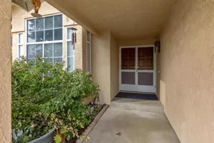 39815 Highbury Dr, Murrieta, CA 92563 - Photo 6