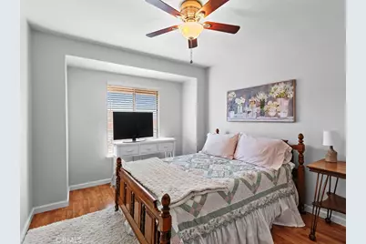 39815 Highbury Drive, Murrieta, CA 92563 - Photo 32