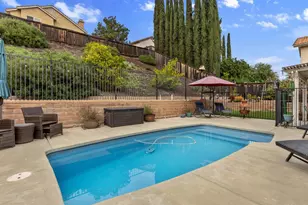 39815 Highbury Dr, Murrieta, CA 92563 - Photo 42