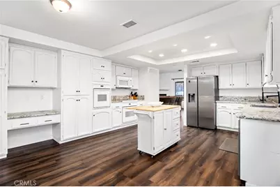 29710 Longhorn Drive, Canyon Lake, CA 92587 - Photo 16