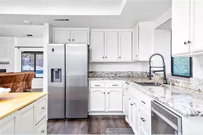 29710 Longhorn Drive, Canyon Lake, CA 92587 - Photo 18