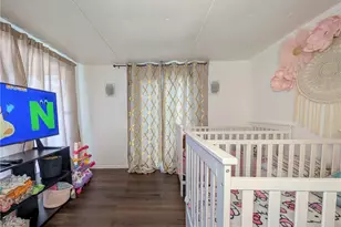 28 Jupiter St, Palm Springs, CA 92264 - Photo 6