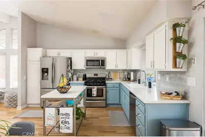 27563 Pinckney, Menifee, CA 92586 - Photo 2