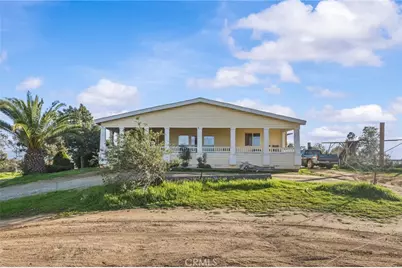 29825 Porth, Murrieta, CA 92563 - Photo 2