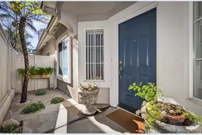 29811 Camden, Murrieta, CA 92563 - Photo 2