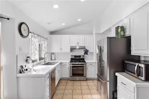 31133 Via Gilberto, Temecula, CA 92592 - Photo 2