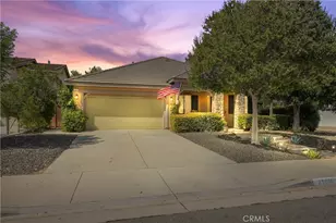 25018 Crimson Lasso, Wildomar, CA 92595 - Photo 2