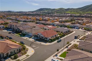 24391 Merrick Ln, Menifee, CA 92584 - Photo 30