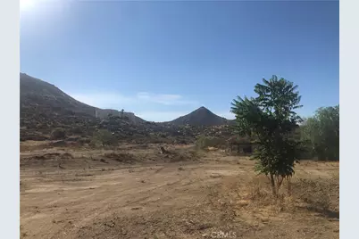 1890 S State, Hemet, CA 92543 - Photo 6