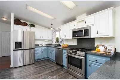 33060 Almond, Wildomar, CA 92595 - Photo 18