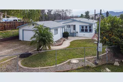 33060 Almond, Wildomar, CA 92595 - Photo 2