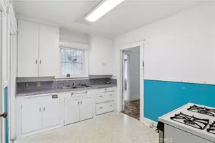 220 S State St, Hemet, CA 92543 - Photo 8