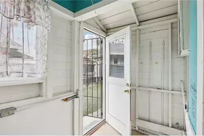 220 S State Street, Hemet, CA 92543 - Photo 10