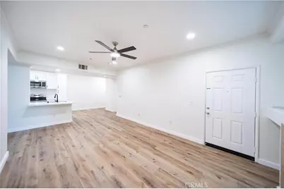 41410 Juniper #812, Murrieta, CA 92562 - Photo 18