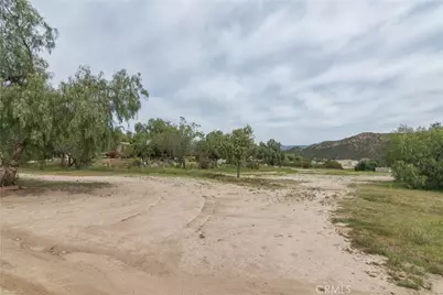 40752 El Pequito, Hemet, CA 92544 - Photo 54