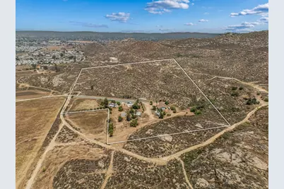 2100 S State, Hemet, CA 92543 - Photo 50