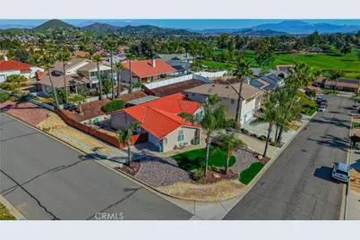 30820 Early Round, Canyon Lake, CA 92587 - Photo 2