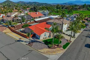 30820 Early Round, Canyon Lake, CA 92587 - Photo 2