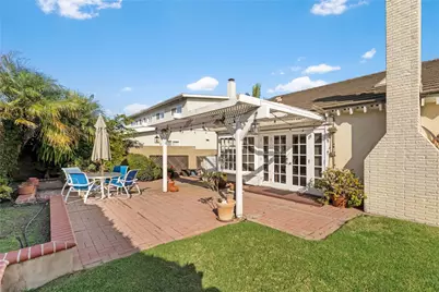 21091 Chubasco, Huntington Beach, CA 92646 - Photo 32