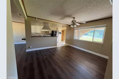 31090 Orange, Nuevo, CA 92567 - Photo 10