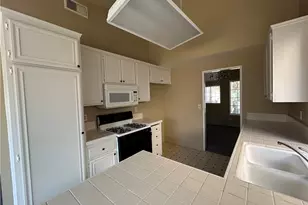 2991 Cypress, Hemet, CA 92545 - Photo 6