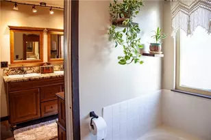 30225 Amber Ln, Hemet, CA 92543 - Photo 22