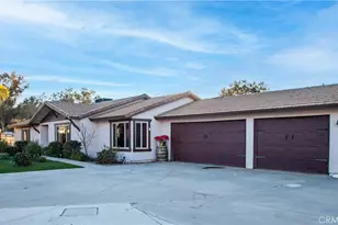 30225 Amber Ln, Hemet, CA 92543 - Photo 2