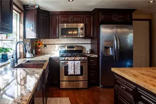 30225 Amber Ln, Hemet, CA 92543 - Photo 16