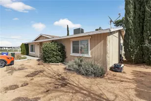 21985 Maumee Rd, Apple Valley, CA 92308 - Photo 8