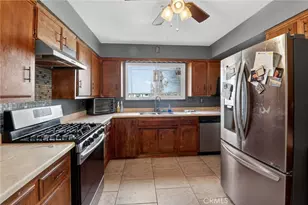 21985 Maumee Rd, Apple Valley, CA 92308 - Photo 14