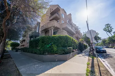 640 W 4th #101, Long Beach, CA 90802 - Photo 2