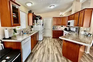 1536 S State St, Hemet, CA 92543 - Photo 8
