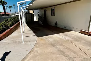 1536 S State St, Hemet, CA 92543 - Photo 2