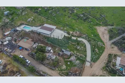 26460 Dale, Hemet, CA 92545 - Photo 6