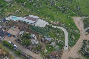 26460 Dale, Hemet, CA 92545 - Photo 6