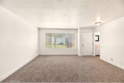 1325 W Latham, Hemet, CA 92543 - Photo 10