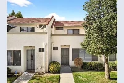 1325 W Latham, Hemet, CA 92543 - Photo 2