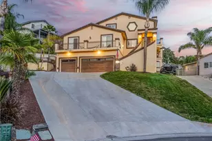 22138 Drover Way, Canyon Lake, CA 92587 - Photo 2