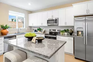 1682 Phantom Ln, Rialto, CA 92376 - Photo 2