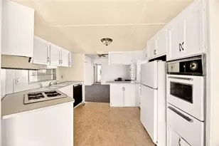 893 S Palm, Hemet, CA 92543 - Photo 10