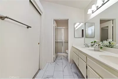 40172 Corte Peralta, Murrieta, CA 92562 - Photo 18