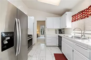 40172 Corte Peralta, Murrieta, CA 92562 - Photo 12