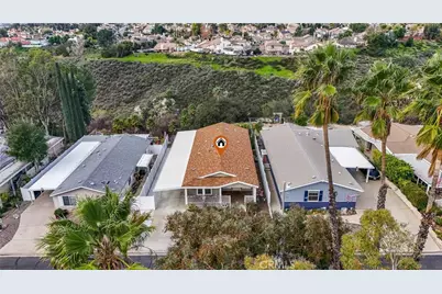 38141 Via La Colina, Murrieta, CA 92563 - Photo 2