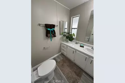 880 N. Lake Steet #69, Hemet, CA 92544 - Photo 8