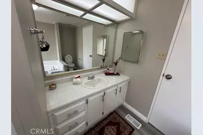 880 N. Lake Steet #69, Hemet, CA 92544 - Photo 12