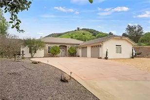 45600 La Cruz Dr, Temecula, CA 92590 - Photo 2