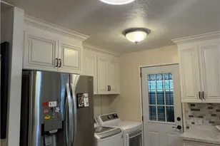1025 S Lyon, Hemet, CA 92543 - Photo 16
