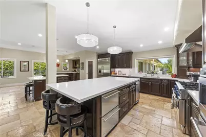 38539 Quail Ridge Drive, Murrieta, CA 92562 - Photo 8