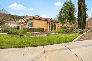 35205 Bacopa Ct, Lake Elsinore, CA 92532 - Photo 2